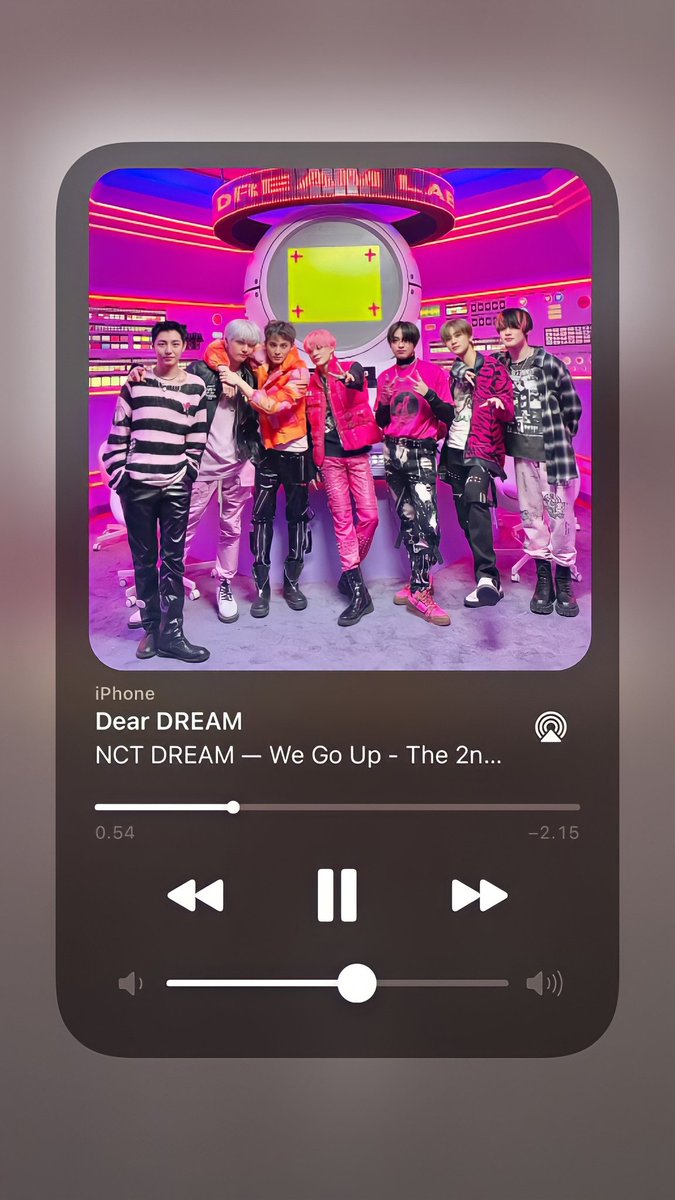jungshasa's tweet photo. • lockscreen and story apple music nct dream

a thread https://t.co/yRCYkyDdxc