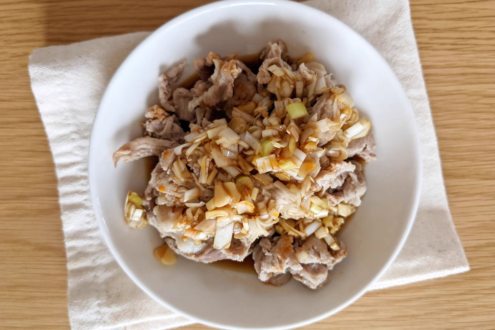 電子レンジでチンするだけ！ピリッとおいしいよだれ豚。
