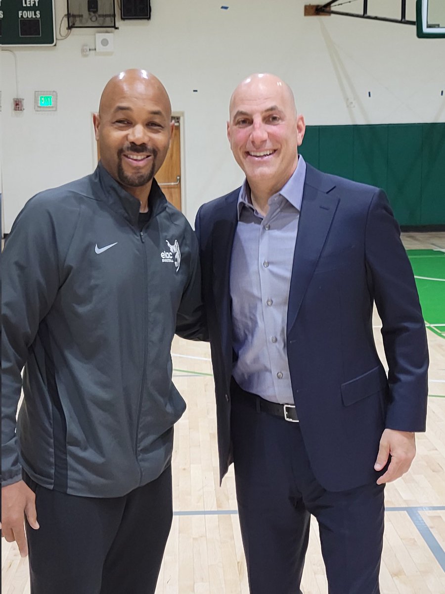 #DetroitPistons Assistant Coach and @ElacBball Alumni stopped in to see us..!!  @RexKalamian recently was named Armenia's national coach. #ElacFamily @AthleticsELAC @EastLACollege @laccd pic.twitter.com/pArzx3tb7m