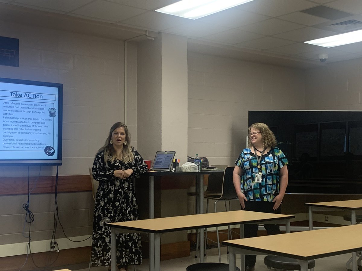 GoodwinKhristie's tweet photo. Ts from @OHSJackets1 shared their journey with #sbg, development of #proficiencyscales and differentiated learning during  “you matter” days with visitors from Guntersville City Schools. #sbg #awesomeday https://t.co/ieJrkNiptB
