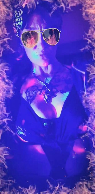 The fire no longer tempts me.. I tempt it #findomgoddess #findome https://t.co/BhYmjcStKh<a href="/tag/findomgoddess"class="tags">#findomgoddess</a><a href="/tag/findome"class="tags"><span>#findome</span></a>