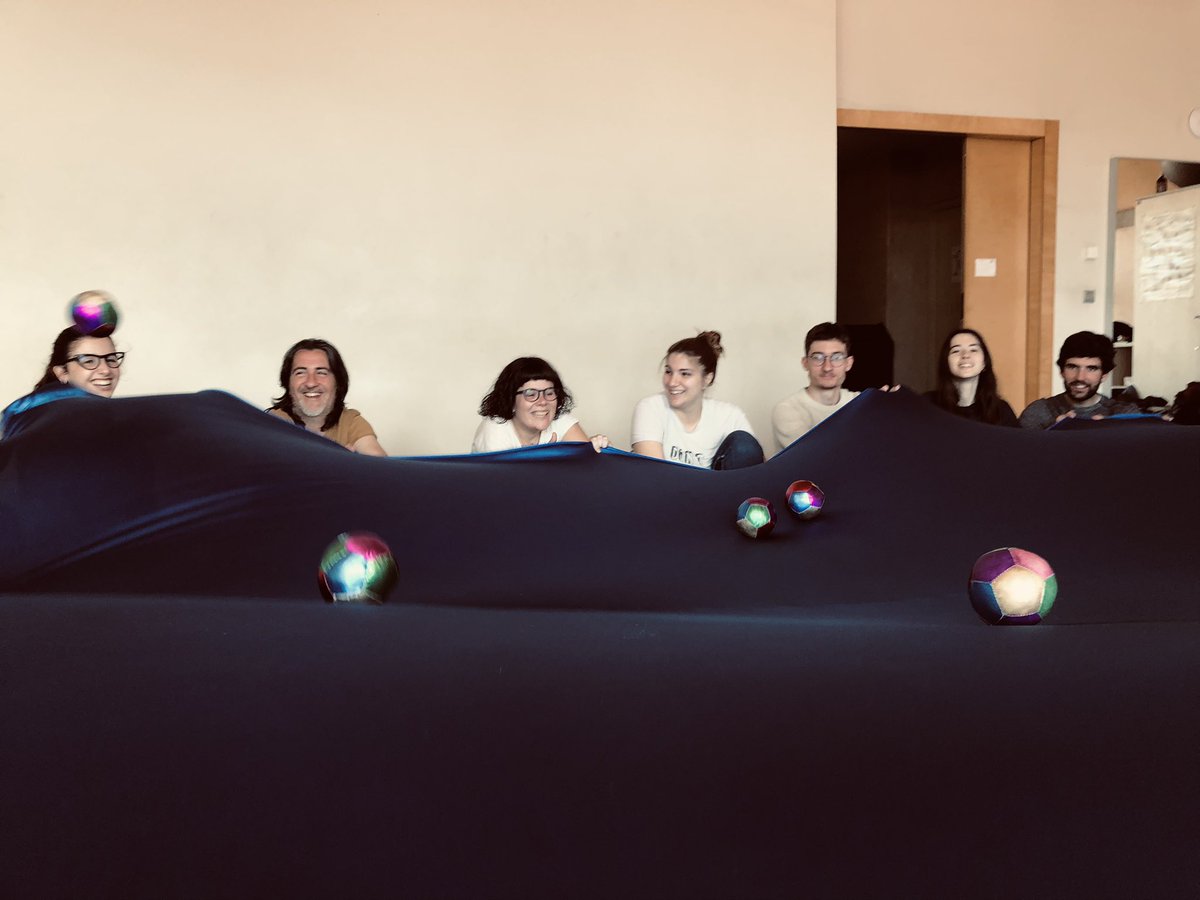 #MIRADES al Seminari de Didàctica  

Avui ens acompanya l’Alba Pujol amb propostes de Música en Família. 

#pedagogia <a href="/esmuccat/">ESMUC</a> <a href="/albacamins/">Alba Pujol Camins</a>