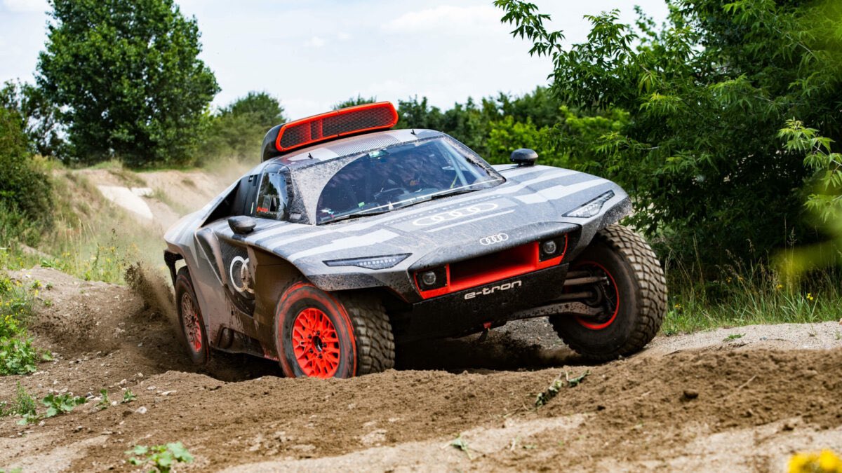 Audi finalizará la producción de motores de combustión en 2033. Solo tenemos una casa y nuestra misión es cuidarla. 

Feliz #DíaDeLaTierra. 💚🌏🌱