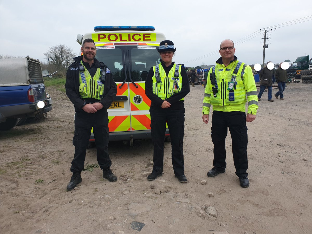Rural Crime Team Officers are at the Wessex Machinery Auction site in Shaftesbury supporting the event, engaging with members of the public present and checking machinery on sale.

<a href="/dorsetpolice/">Dorset Police</a> 

#RCT #RuralDorset #PolicePresence