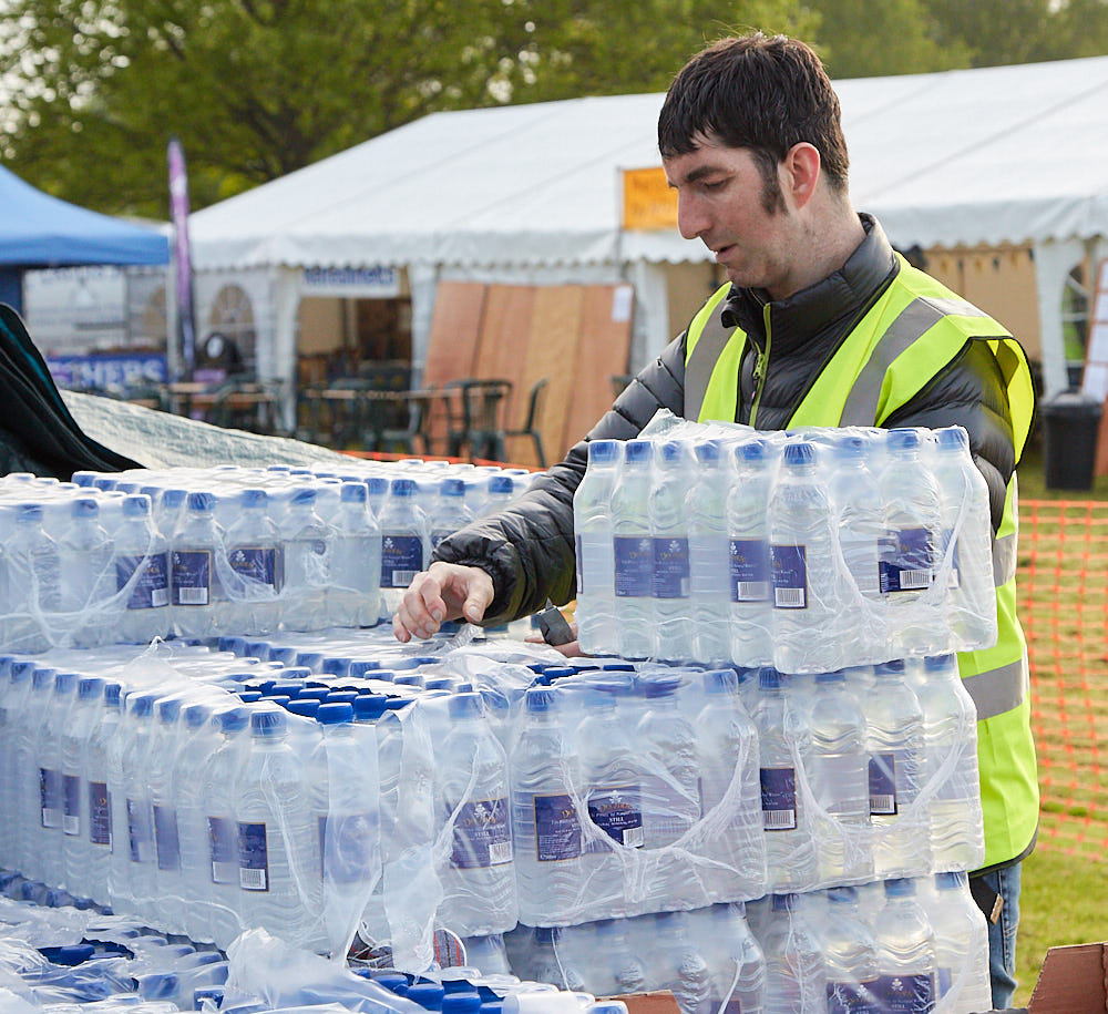Shake_Marathon's tweet photo. A big shout-out this morning to Edward Brain & Sons Ltd Plant Hire for their kind assistance with delivering water over race weekend.
https://t.co/AfFp1cxYCP
#ShakespeareMarathon #shakespearehalf #shakespearehalfmarathon #springmarathon #aprilmarathon #springhalfmarathon https://t.co/GMBWyn8f3u