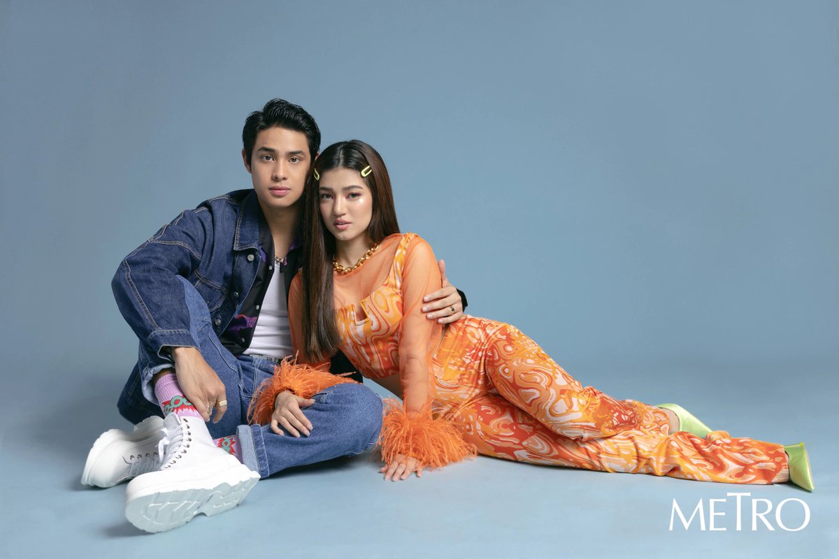 DonBelleOFC's tweet photo. The New Gen Phenomenal LoveTeam — Donny Pangilinan and Belle Mariano. 

🖇: https://t.co/cmNz4xpYaf

#MetroLovesDonBelle 
#HesIntoHerSeason2
#DonBelle | #DONBELLEmpire https://t.co/L9FkzGEKES