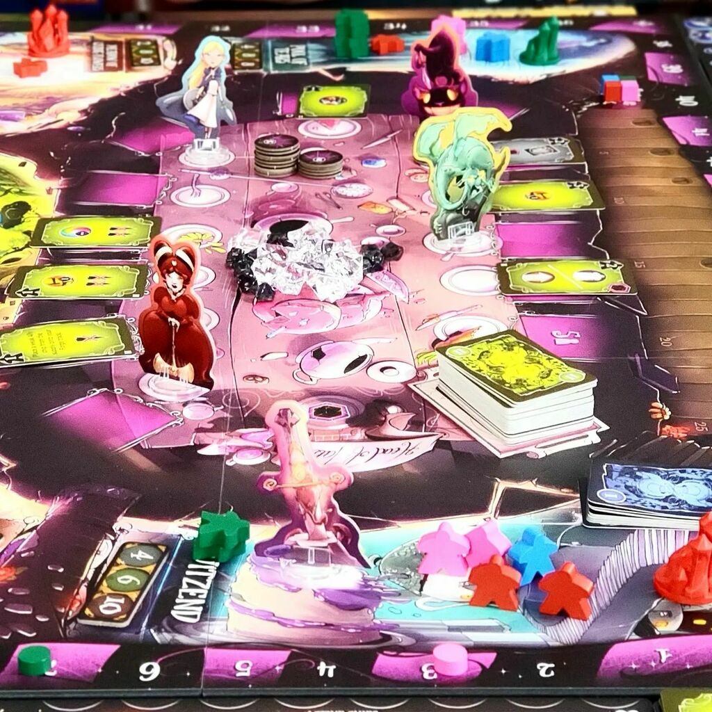 BoardGamerSteph's tweet photo. Today we played an epic game of Wonderlands War from @skyboundtabletop! Freakin' loved this! So many mechanics working together really nicely. Definitely recommended. #wonderlandswar #skyboundtabletop #aliceinwonderland #newgames #Allthegames #bgg #bagbuilder #pushyourluck https://t.co/8WQ0L3tNCu
