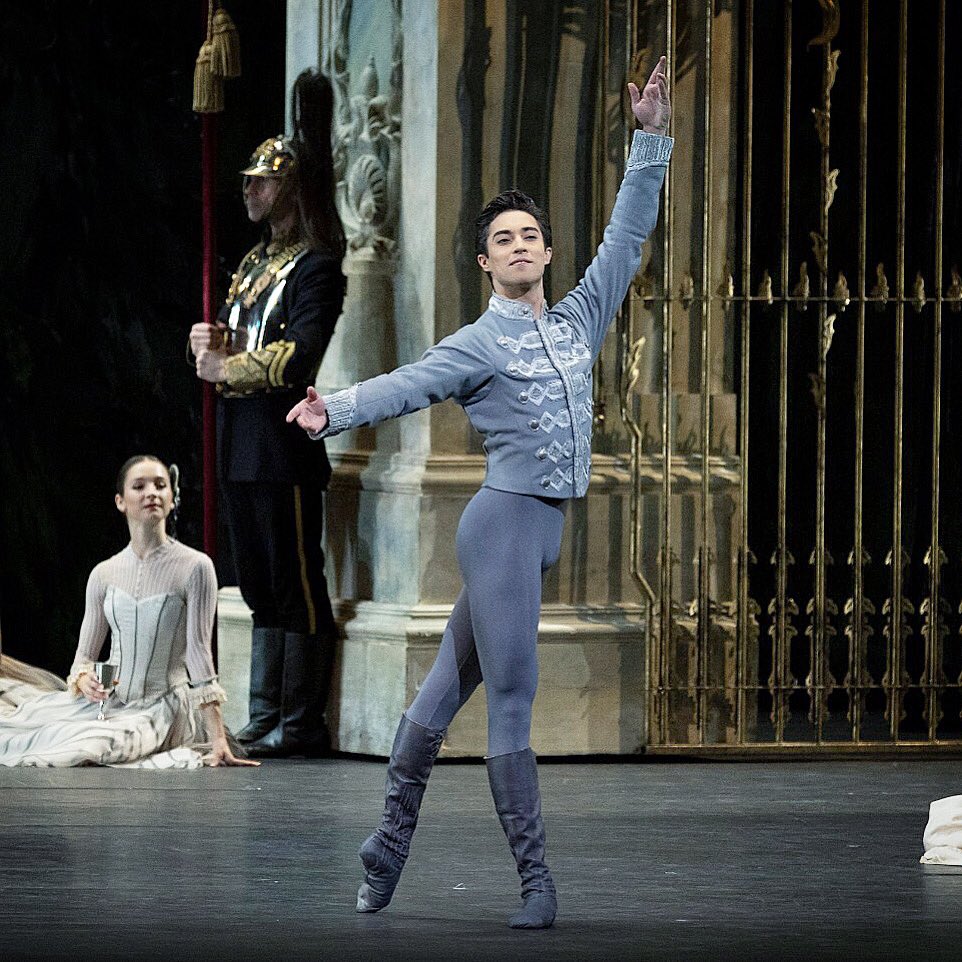 Benno - Swan Lake - Act 1 • • 📸 by Andre Uspenski #swanlake #royalballet #ballet @royaloperahouse @TheRoyalBallet