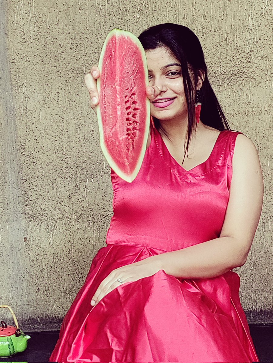 LaGravitea's tweet photo. #MelonSeMilan 6.0, a fun event (lots of Prizes at stake) which is all about #Watermelon 🍉 is taking place at #LaGravitea on Apr 23, 2022.
🍉 Themed Competitions:
#SlicesEating 🍉
#MissMelon👗
#MasterChef 🍳
#Carving 🎭
#SloganMaking ✍️
#SeedThrowing 🥜
#WeighItRight ⚖️
#Follo https://t.co/sItN5bovFE
