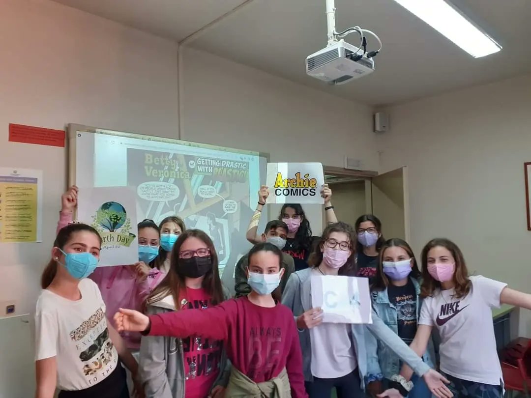 FeathamSchools's tweet photo. EARTH DAY 2022 🌍
Our students honoured #EarthDay in a fun &amp; educational way thanks to Archie Comics!  Big shout out to @ArchieComics for helping raise awareness in our classes! 🇬🇷🇺🇸 #Featham #edutwitter #MakingHistoryInELT  #EarthDay2022  #ArchieComics #Riverdale #education https://t.co/mJrdAbZgNp