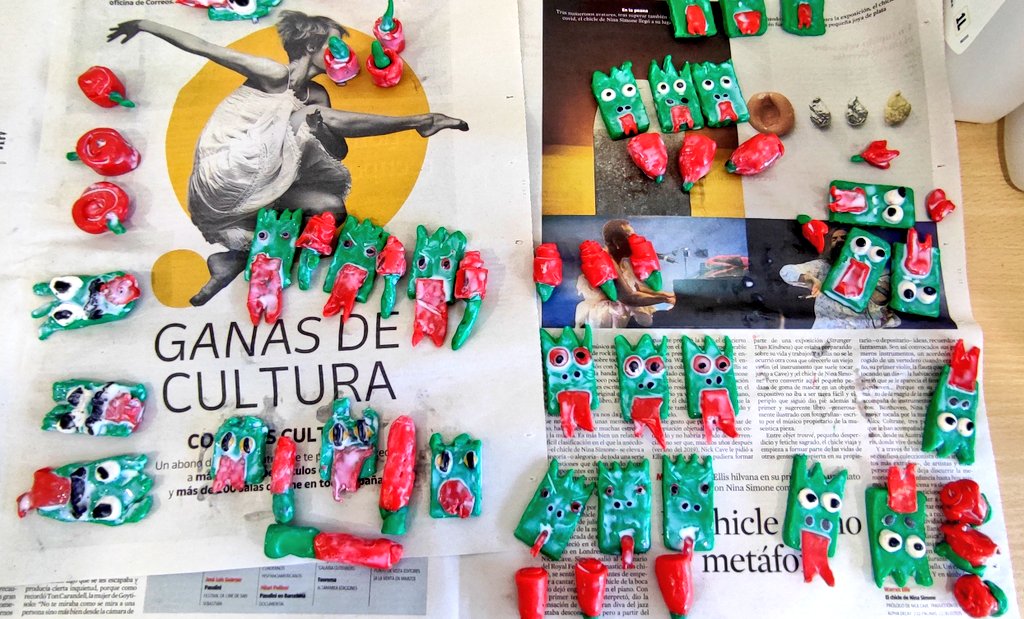 paretdelaeri's tweet photo. A 4t de primària seguim en el procés d'elaboració de la manualitat de Sant Jordi. Això ja va agafant forma!!! @immaculadahorta @LopezPasarin 🐲🌹🐉 https://t.co/NooJiaAeSh