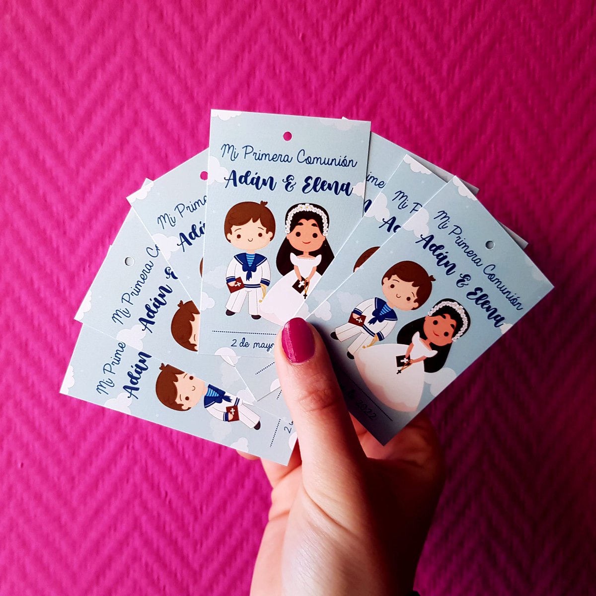 ¡Huele a 𝑪𝒐𝒎𝒖𝒏𝒊𝒐́𝒏! 🥳⭐

Etiquetas de presentación creadas solo en #C2OComunicación. 🥰
Si quieres tener un recuerdo único y memorable de este día no dudes en contactar con nosotros. ✌️

¡Feliz día chicos! 👼❤️
👉c2o.es/contacto