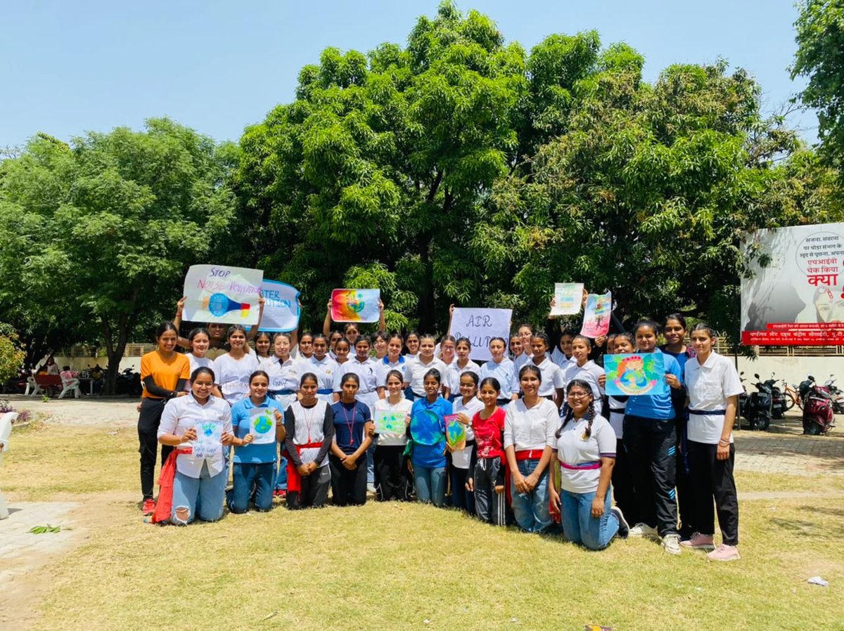 CPhhp's tweet photo. #NCCforEnvironment
As a run up to the forthcoming 'Earth Day' cdts of 1 Chd (G) Bn NCC conducted Nukkad Nataks to spread the need for Water Conservation and Aforesration.@HQ_DG_NCC @drajaykumar_ias @prodefencechan1 @SpokespersonMoD https://t.co/vdRvokw80t