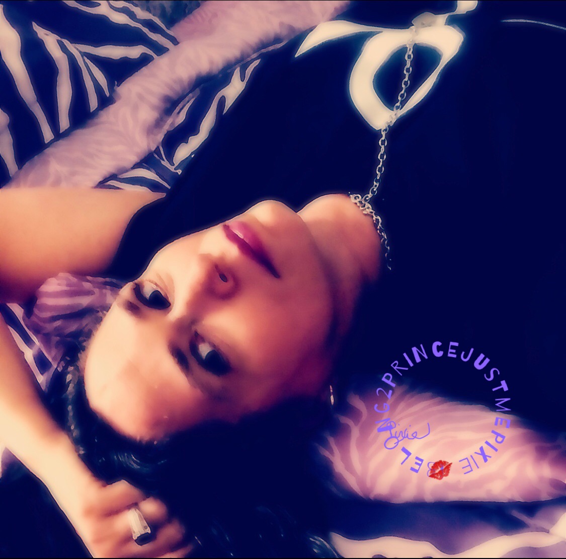 JustMePixie's tweet photo. #GeminiPrince
#AriesWarriorPrincess
Around ur waist
I want 2 b there
ILOVEUBABY more then my hair
intense sexual chemistry
U leave me locked in ur fantasy
I don't mind
I give u all of my time
🤫#Shhh 💯
#NothingB2nRskinExceptTheRain 💋
#GuideMyBound
A body like that https://t.co/0mK93JboYK