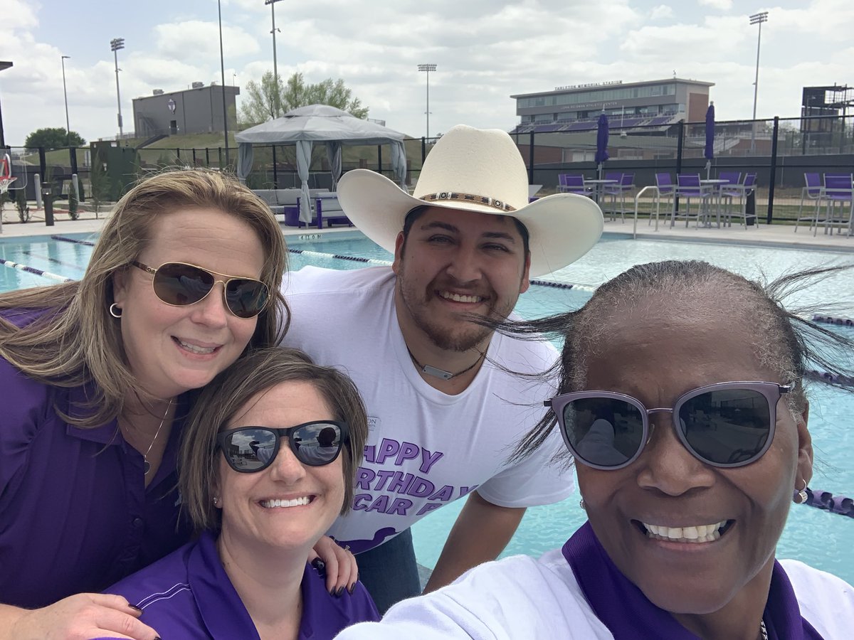 LathesTowns's tweet photo. WHAT A DAY! From Oscar P’s Birthday Bash to hanging out at the Texans Aquatic Center to Listening to @ReadSouth Band! #HeyOscarP #TarletonConnection #TarletonEngaging #RollTexans #BleepPurple #HappyPurpleThursday! https://t.co/RB2tSp71hK