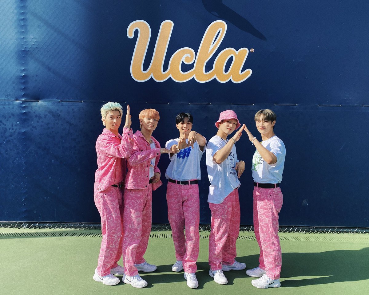 VannerOfficial's tweet photo. 🎥 [VANNER x Koreos] VANNER(배너) - Rollin Dance Cover 댄스 커버 | KPOP AT UCLA

🌴UCLA에서 Koreos 팀과 함께한 Rollin 지금 바로 확인해 주세요!😵‍💫

▶️<Youtube>
https://t.co/u04PJYJUhs

#VANNER #Koreos #UCLA #3rd_Single_Album #Take_off #Rollin https://t.co/0J1krBimuE