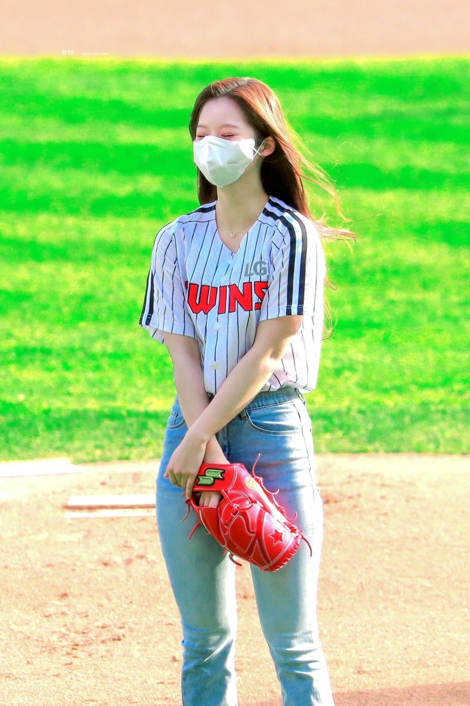 NMIXX 엔믹스 SULLYOON 설윤 | Sullyoon at the Jamsil Baseball
