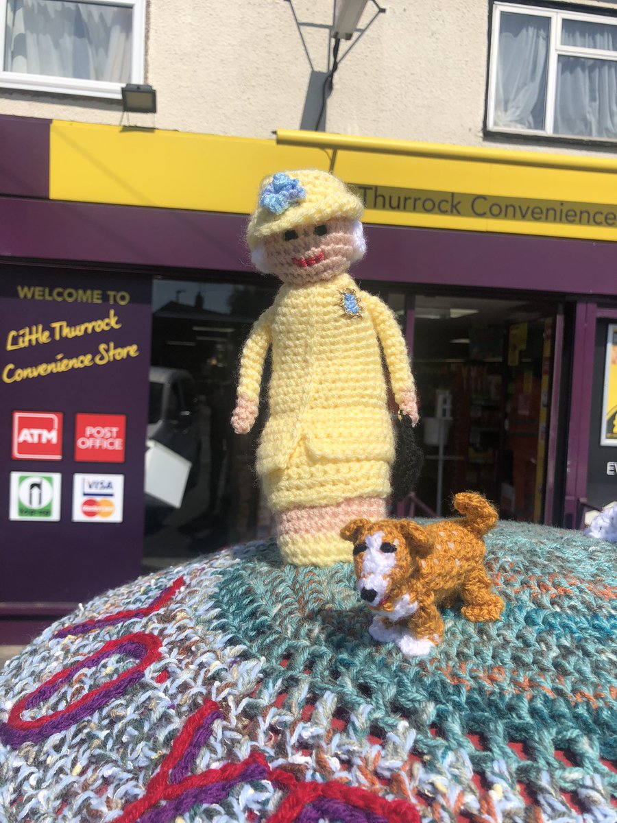 ThurrockPost's tweet photo. Thank you to Sabine for the new Platinum Jubilee crochet design.  
#queen #Jubilee https://t.co/pWVv0RLZEX