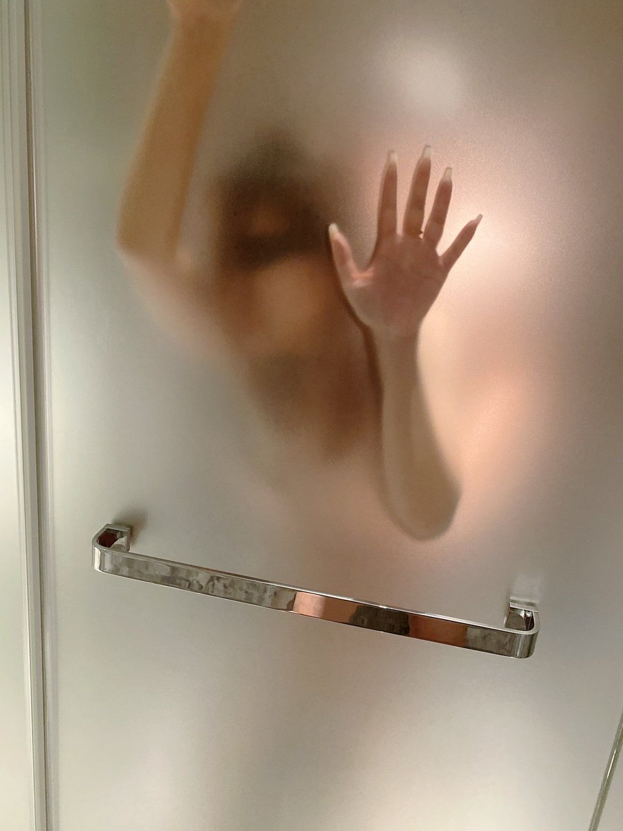 Lilyandy2020's tweet photo. 朦胧美 https://t.co/4LW1Fh0KYs