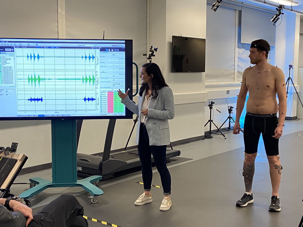 Thank you <a href="/Vicon/">Vicon</a> for inviting <a href="/delsysinc/">Delsys</a> to talk about how we can work together and record muscle activity to build a more complete picture of gait. First time presenting in-person in so long and forgot what to do with my hands! Can’t wait for the rest of #SCCB2022 now!
