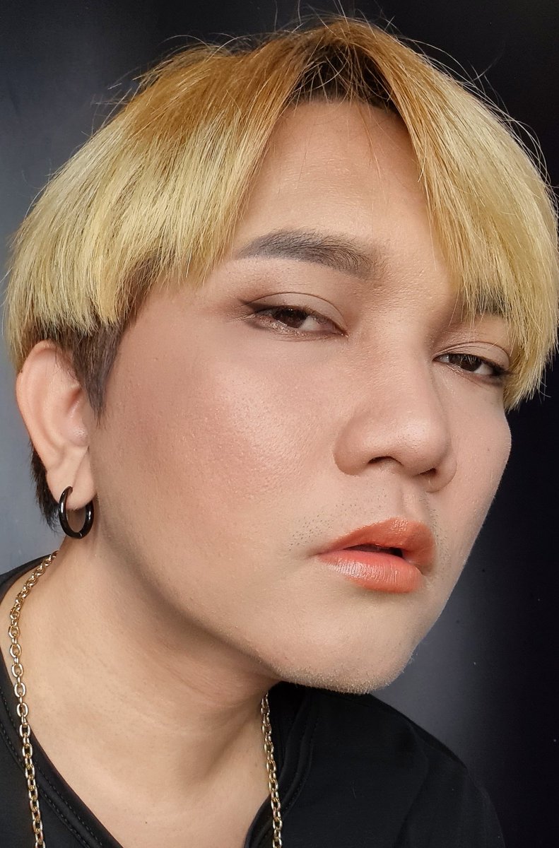 jackzaaa2008's tweet photo. new! chromatics stone neutrals อายแชโดว์พาเลตต์เฉดสีนู้ด ที่คัดสรรมาเพื่อคนเอเชีย พร้อมมอบ มิติให้ดวงตาดูหรูหราอย่างเป็นธรรมชาติ
#shuuemura
#shuuemuraartist
#shuartistry
#chromaticsstoneneutrals
#eyeshadow
#shuartistTH
#shuuemurathailand https://t.co/mXBg3Wy9hT
