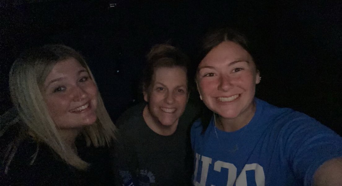 doc_mcd's tweet image. The 2am FNL practice look