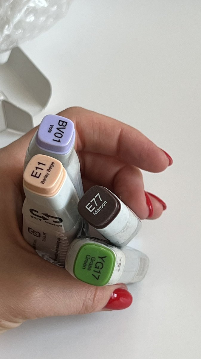 metamorphicnft's tweet photo. Gm☀️
￼
Friday again what are your plans for today? 
Mine to test the new ink colors☺️ https://t.co/lhPT3zf06r