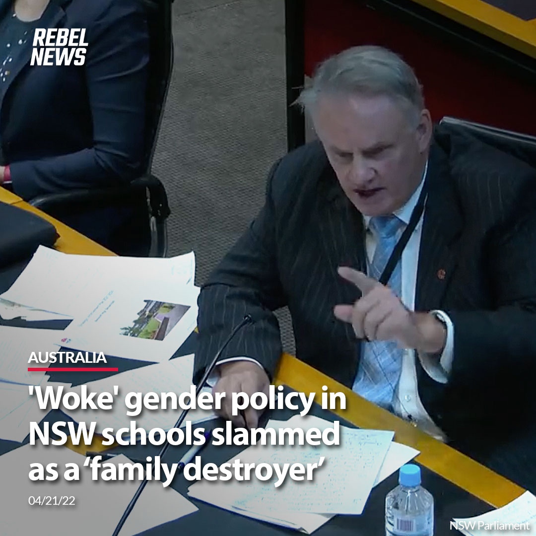 RebelNews_AU's tweet photo. One Nation's Mark Latham ended up in a shouting match with NSW Premier after Dominic Perrottet refused to support Latham’s Bill to ban teachers discussing gender identity in schools.

MORE: https://t.co/AwRZKD4q21 https://t.co/ryjC2AE6UG