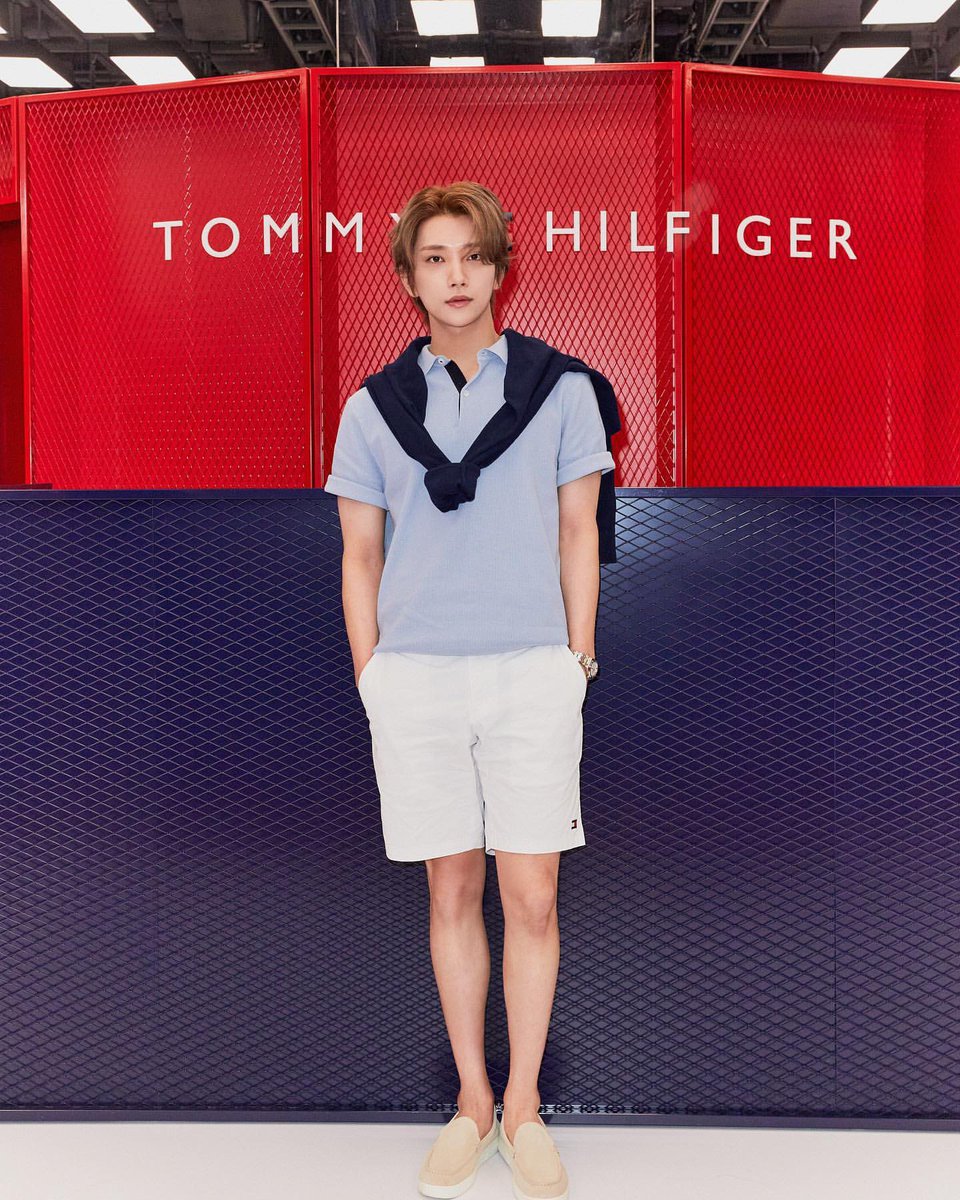 JrocketS_'s tweet photo. 220422
#AD #NewPrep #타미힐피거 @TommyHilfiger ❤️
https://t.co/NGi7ZYrSwA https://t.co/a6zGxIf5Jt