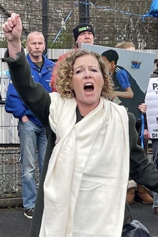 fiona celaire tweet media