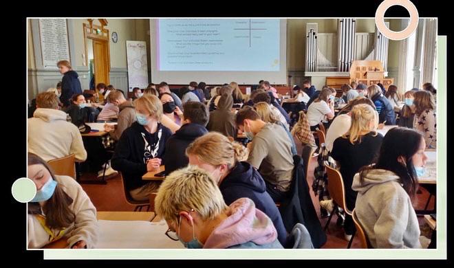 #CBChangeMakers winners received deserved rewards 🥳🎁  teams discuss our sustainable journey 🌳 and lessons learned together 👩🏼‍🏫 next step is provide sustainable mindset to life! 🌍 #Challenges2B #CBDragonsDen #cbresults <a href="/CentralBaltic/">Central Baltic</a> #RTU <a href="/UniTurku/">Turun yliopisto - University of Turku</a> <a href="/TallinnTech/">TalTech - Tallinn University of Technology</a> #Ålandsgymnasium