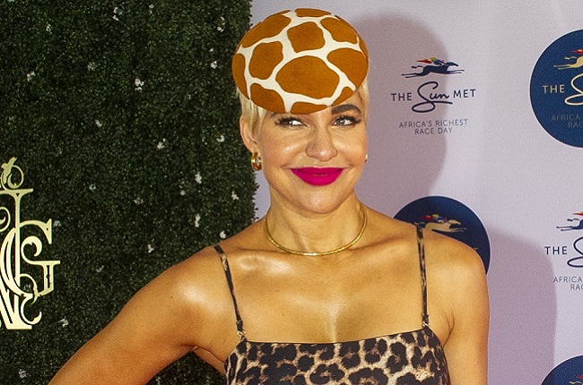 PHOTOS | <a href="/liezelv/">Liezel V 🦒</a> swims from Robben Island to Blouberg
news24.com/channel/the-ju…