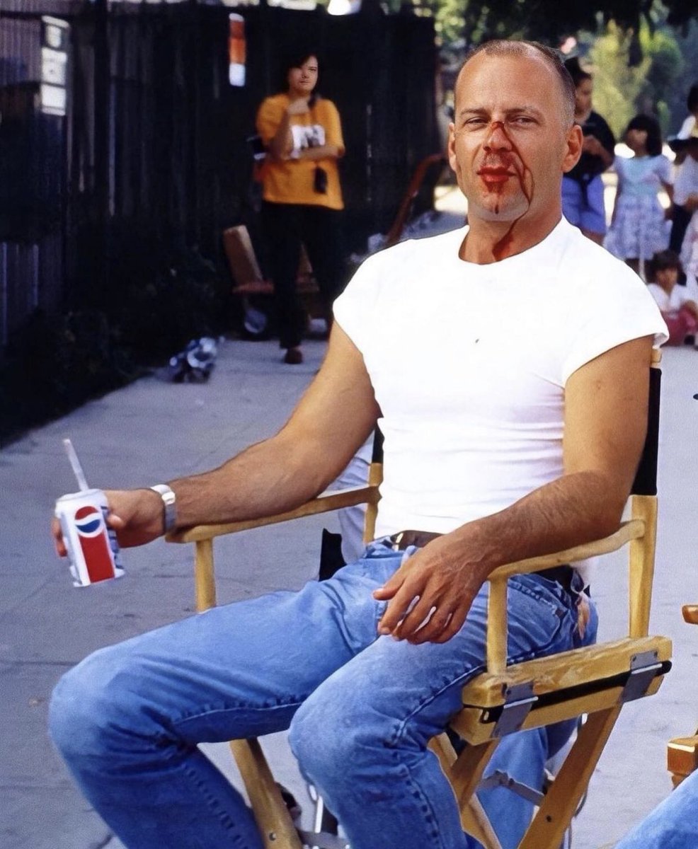 #feels #today #OOTT #BruceWillis