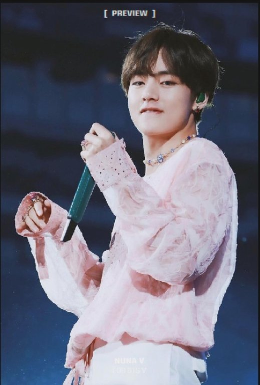 ShokonnaH's tweet photo. 𝐋𝐨𝐯𝐞 𝐘𝐨𝐮 𝑾𝒊𝒏𝒕𝒆𝒓 𝑩𝒆𝒂𝒓♡︎😘💜🇧🇩
#Bangladeshibtsarmy https://t.co/rMlG2lfGT0