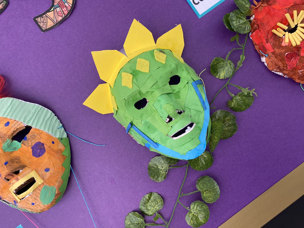 shughes162's tweet photo. So impressed with the children’s creativity and patience when creating their #Mayanmasks using various collage techniques and mixed media. A brilliant (if not slightly frightening!) display in our #y5 classroom @EgertonPrimary #primaryart #collage #edutwitter #teachertwitter https://t.co/2jSz6U3jzz