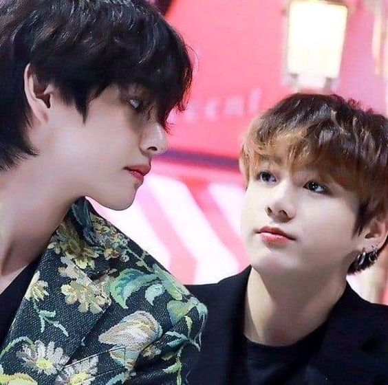 LYIBAG's tweet photo. Taehyung searched those eyes and nodded when he found nothing, “okay. Do you want me gone?”

“Never,” Jungkook shook his head, “stay. With me.” https://t.co/mudZM5OmSF