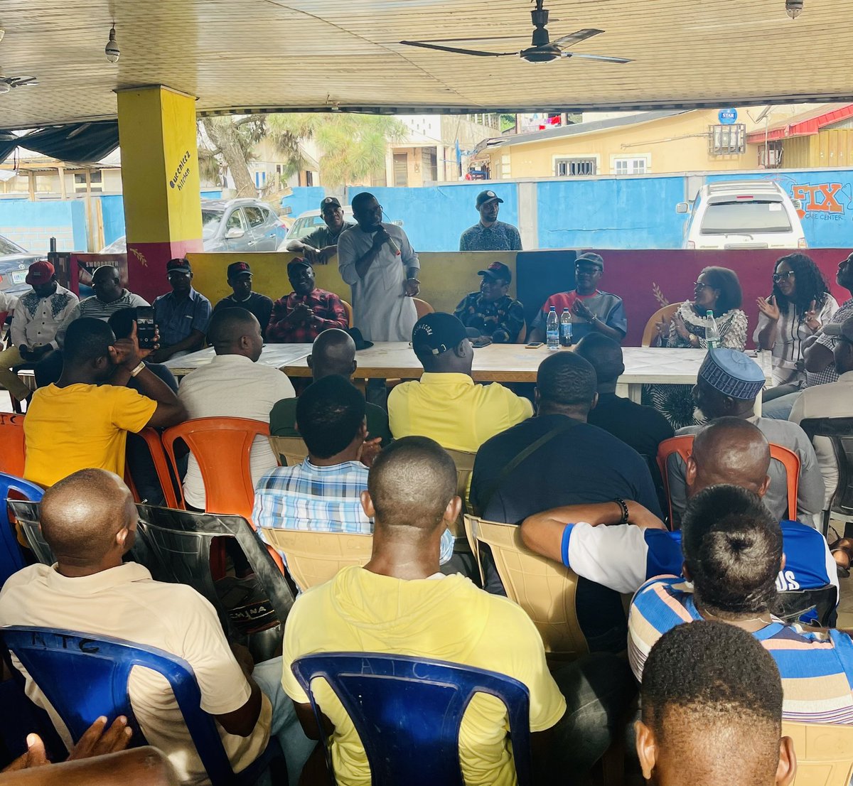 ntufam_'s tweet photo. Town hall meetings shall be organized regularly with constituents to hear from them on topics of interest and to discuss specific upcoming legislation or regulation. This is the hallmark of direct and indirect democracy. #PeopleFirst2023...Let’s all go to the Senate through me!! https://t.co/mhJ6pvdVK3