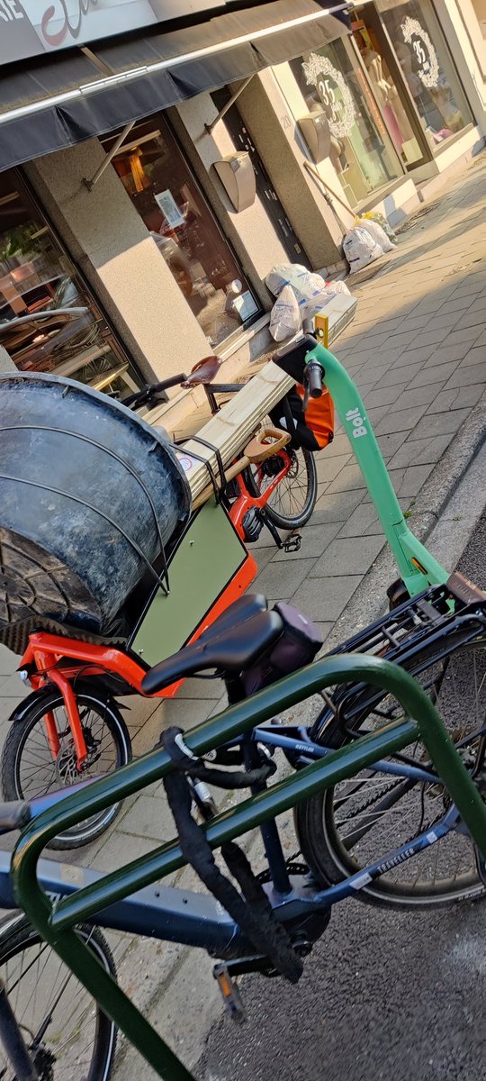AntBertrand's tweet photo. Les nouveaux entrepreneurs !
#MobilityShift https://t.co/aKKL0jlN3m