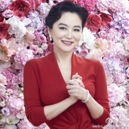 5. 장국영이 죽기 전에 임청하에게 “다시는 영화 찍지 마. 마작 너무 많이 하지 마.” 임청하 <중경삼림> 후 영화 끊었지만 마작 못 끊음. 60대의...