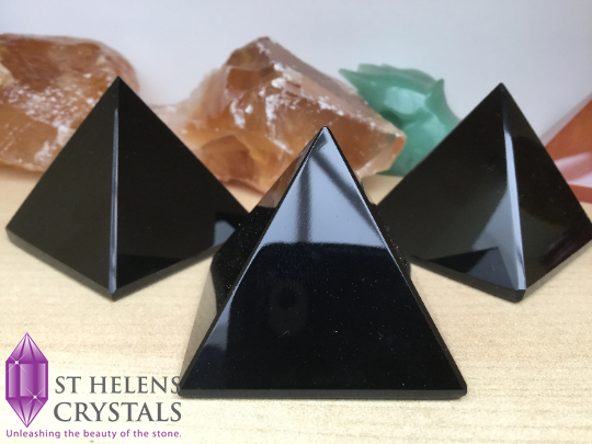 StHelensCrystal's tweet photo. Black Obsidian crystal pyramids are highly polished and smooth to the touch. Size 35 x 40 x 40 mm via our Facebook page https://t.co/MFdGEMumxx or etsy https://t.co/KdKYU8i1oZ
https://t.co/jeQjACNL2P #pyramids #crystals #protection #Obsidian https://t.co/w9dpCYM6lc
