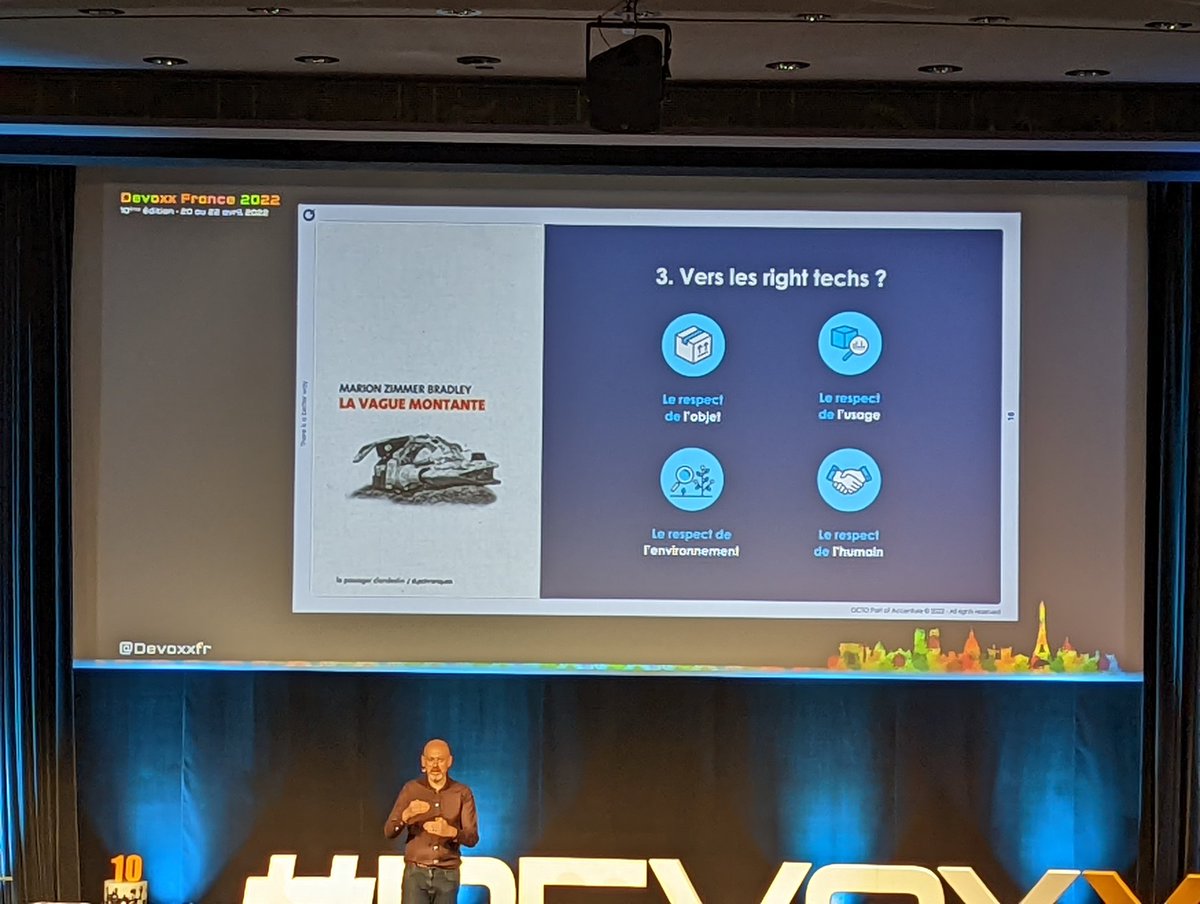 Concept très intéressant de "right tech" dans la keynote <a href="/DevoxxFR/">DevoxxFR</a> par <a href="/Lcinquin/">Ludovic Cinquin</a> #DevoxxFR