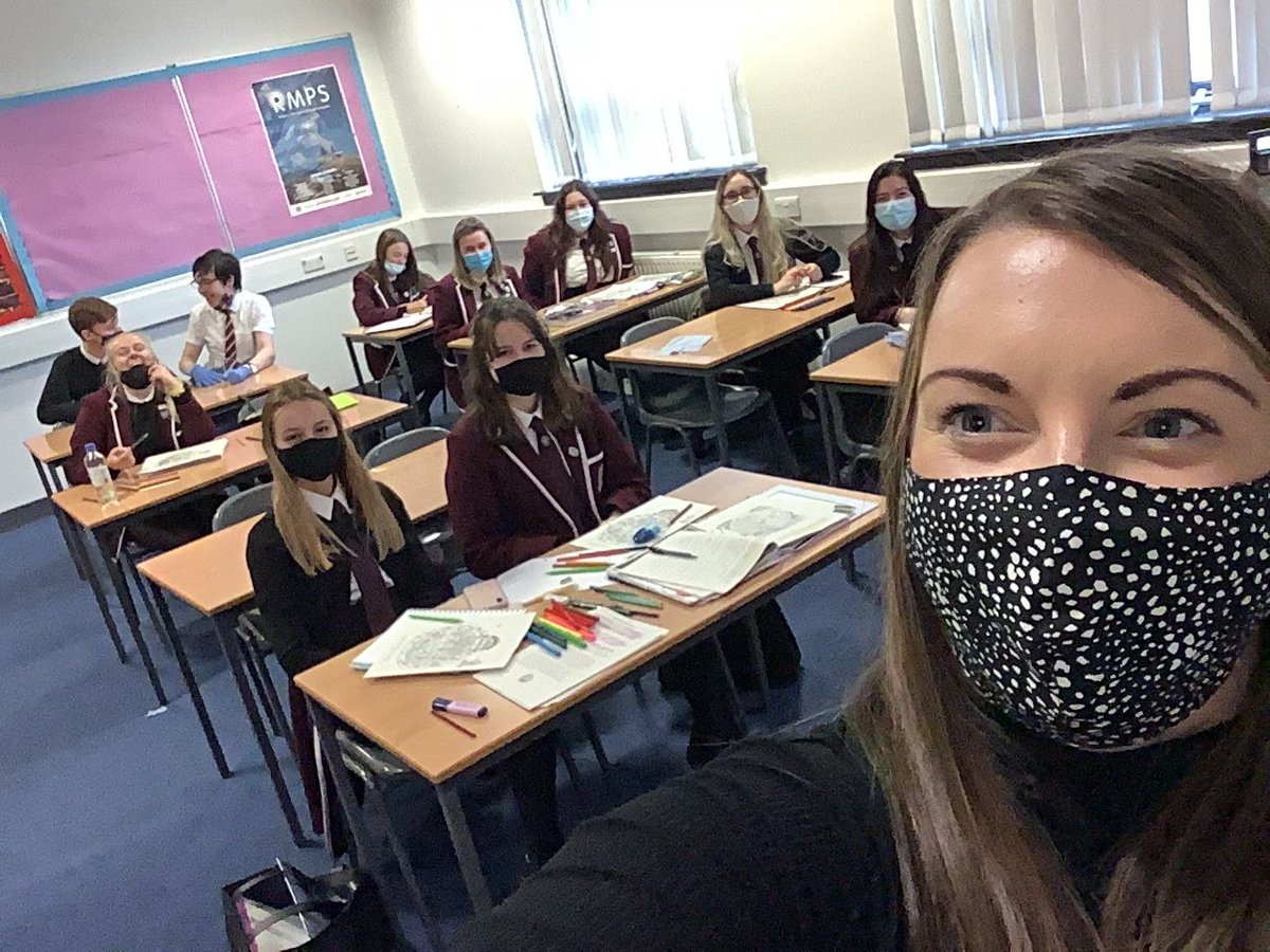 Wishing my lovely S6 pupils a brilliant last day at FHS! ❤️working with you all. Enjoying my gifts this morning, still laughing at your messages 😀! See you at Study Clinic 👍