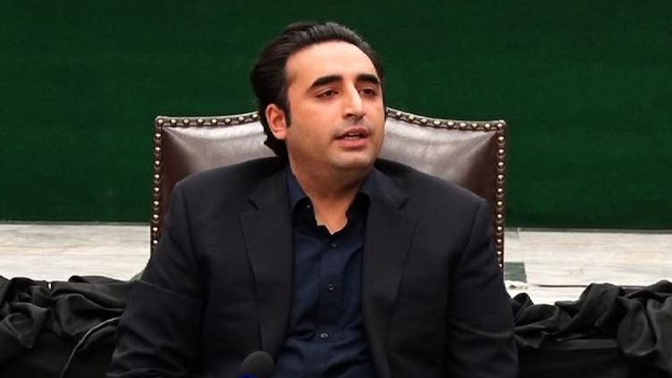 Nawaiwaqt_'s tweet photo. مادروطن کی حفاظت کی خاطر جان قربان کرنے والے میجرشاہد بشیر کو سلام:بلاول بھٹوزرداری
پوری قوم دہشتگردوں سے سینہ سپر مسلح افواج کی پشت پر کھڑی ہے: بلاول بھٹو زرداری
#PakArmy
#PPP #BilawalBhuttoZardari #SecurityForces #Awaran #StronglyCondemned
@BBhuttoZardari @MediaCellPPP https://t.co/j5eBB3D4MS