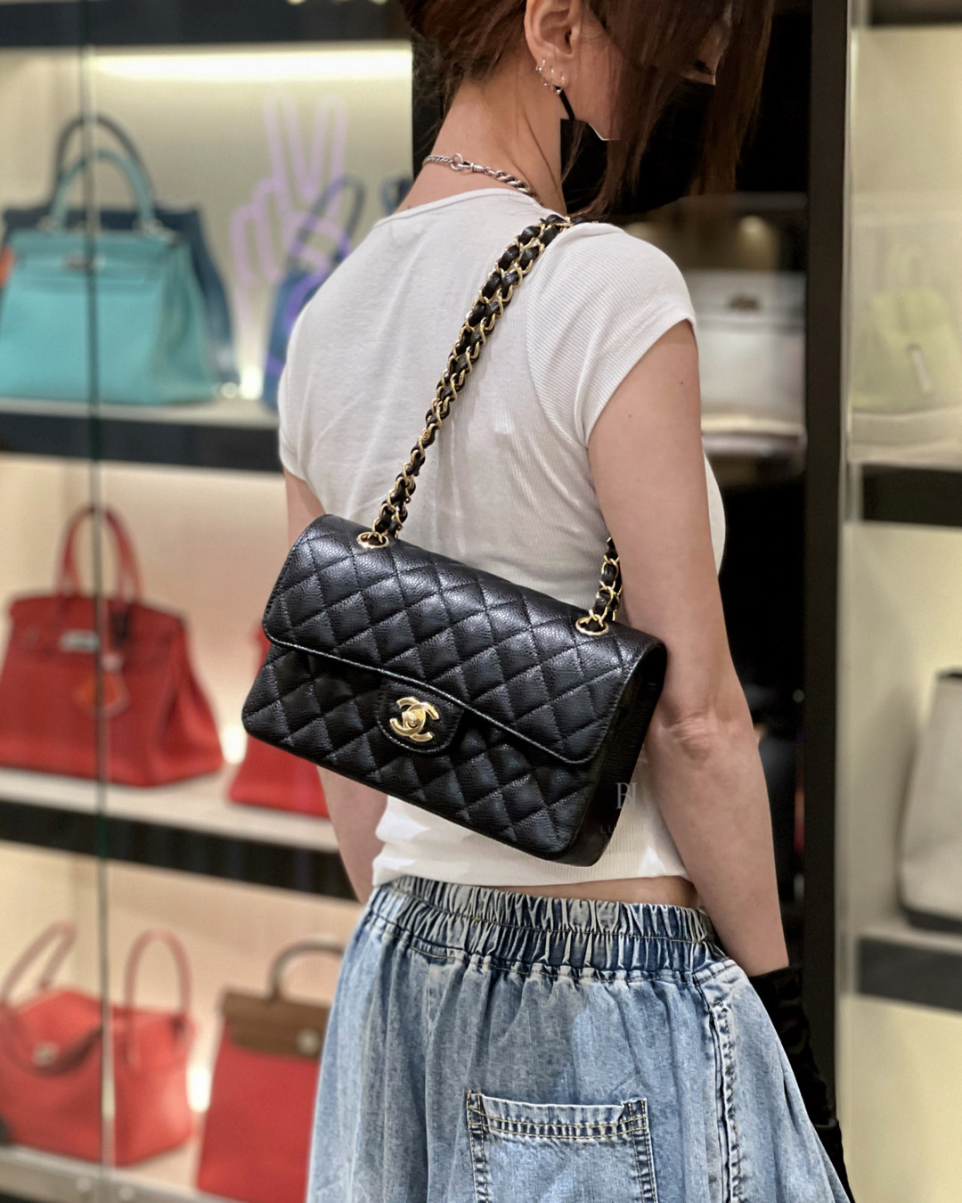 CHANEL 22C CRUISE COLLECTION REVIEW - HANDBAGS/SLGS  A NEW UNICORN, DENIM,  & LOTS OF CLASSIC FLAPS 