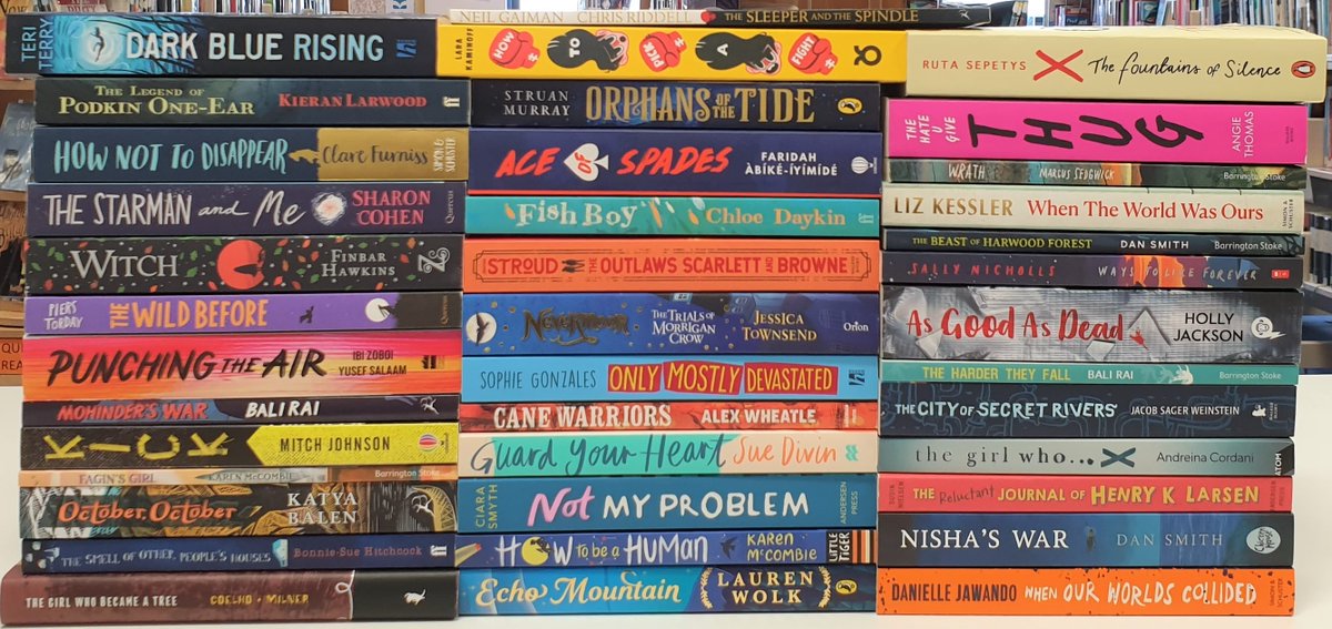Look at this amazing collection of books we have received through fundraising with @Supportyoursch! Lots of award-winning and shortlisted titles for our students to enjoy. Thanks again to everyone who donated to our fundraising campaign. #lovereading #readingforpleasure