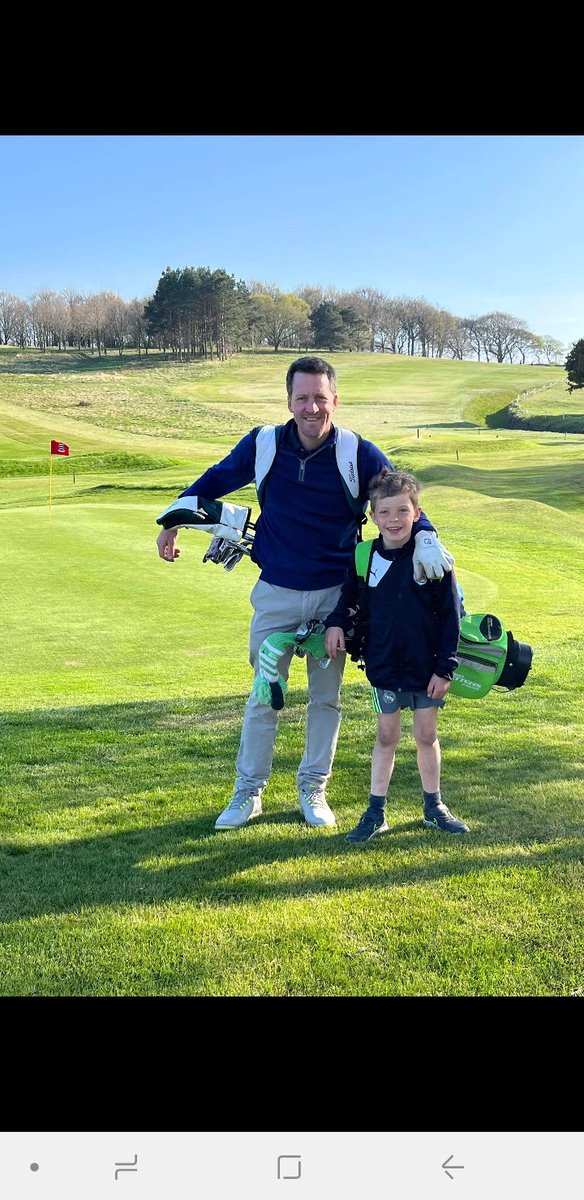 Lovely sunrise! Double verticut and cut this morning on greens. White tees going out, hole change etc bird survey being undertaken too. Cool and dry east wind not ideal but we're on track. Great to get 9 holes in yesterday with the dopleanger🏌️‍♂️❤