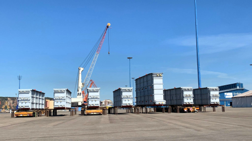 DelfinTubes's tweet photo. Hornos de craqueo preparados para embarcar 👇
https://t.co/GTWLEpGIjV
#convectionmodules #furnaces #gijon https://t.co/bWyRFj6AZ8