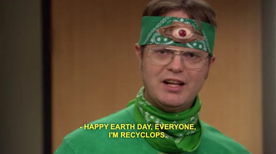 Habéis sido honrados con la presencia de RECICLOPE con motivo del #DiaMundialDeLaTierra 🌍🌎🌏

Por cada FAV, Recíclope plantará un arbolito 🌱