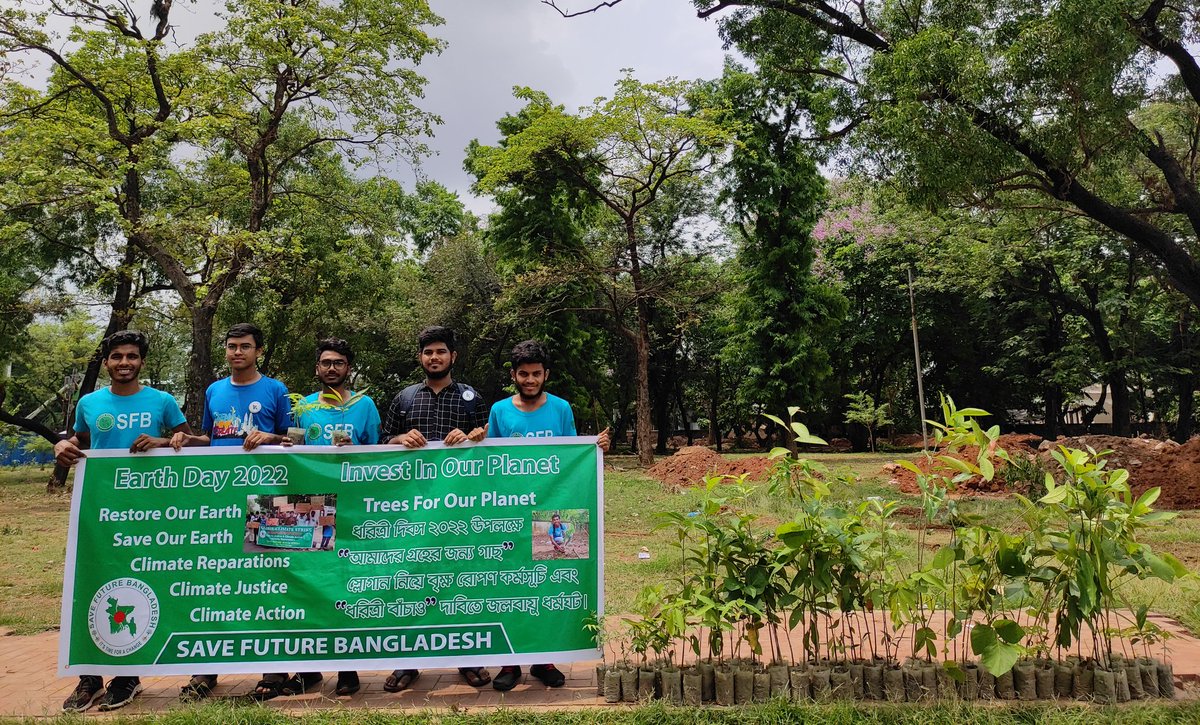 NayonSorkarBD's tweet image. #EarthDay2022. The theme of this year&apos;s day is &apos;#InvestInOurPlanet.&apos;On the occasion of the day, a tree planting program with the theme &apos;#TreesForOurPlanet&apos; &amp;amp; a #ClimateStrike demanding #SaveThePlanet  &amp;amp; #ClimateJustice &amp;amp; #ClimateAction &amp;amp; #ClimateReparations

#SaveFutureBangladesh
