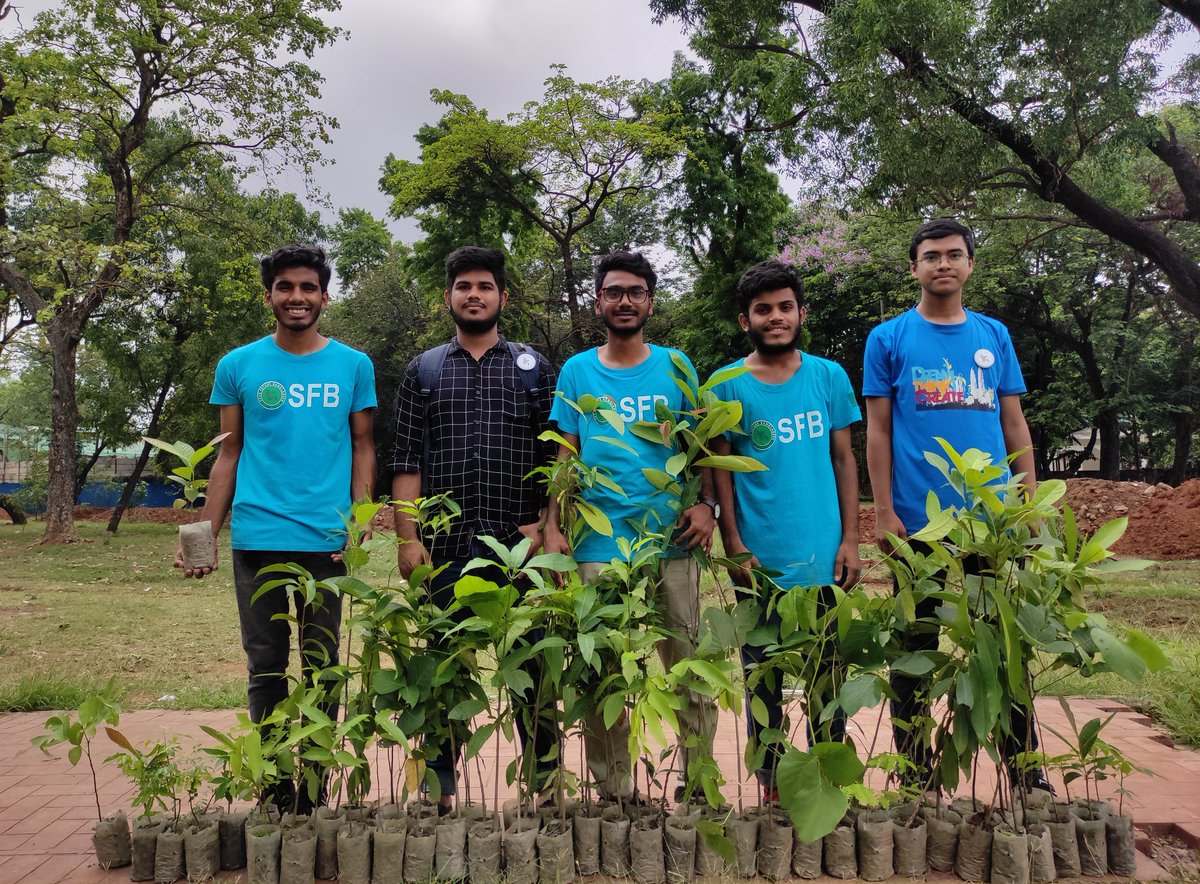 NayonSorkarBD's tweet image. #EarthDay2022. The theme of this year&apos;s day is &apos;#InvestInOurPlanet.&apos;On the occasion of the day, a tree planting program with the theme &apos;#TreesForOurPlanet&apos; &amp;amp; a #ClimateStrike demanding #SaveThePlanet  &amp;amp; #ClimateJustice &amp;amp; #ClimateAction &amp;amp; #ClimateReparations

#SaveFutureBangladesh